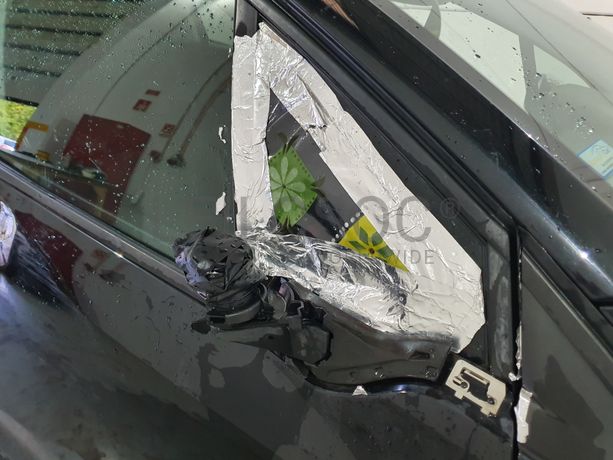 Peugeot 208 · Ano 2016