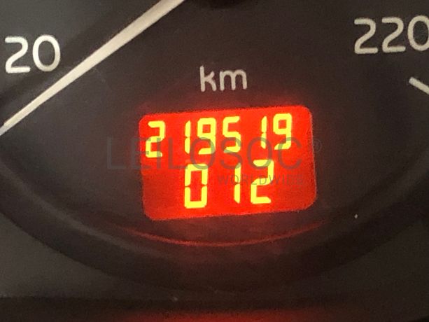 Renault Clio 1.5 DCI · 2001