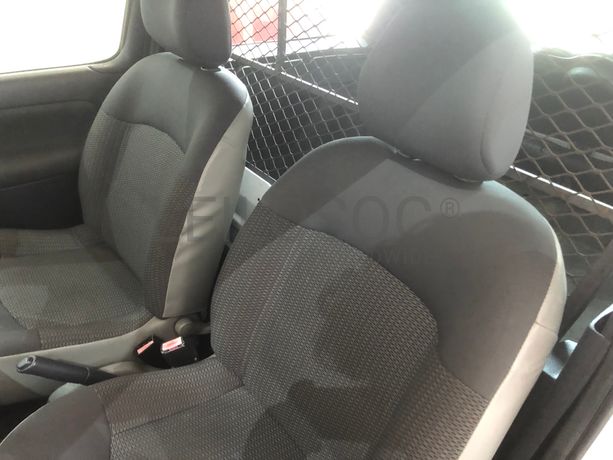 Renault Clio 1.5 DCI · 2001