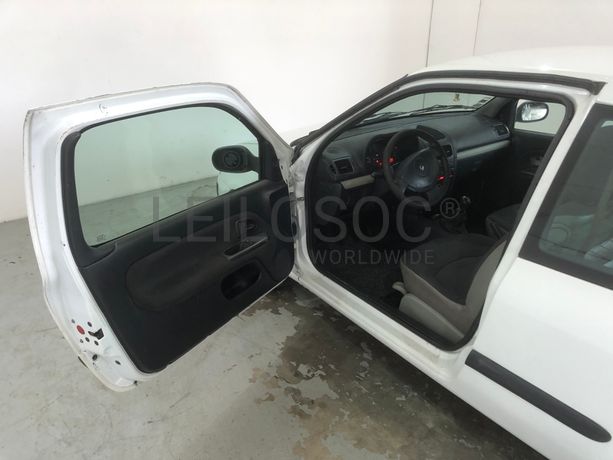 Renault Clio 1.5 DCI · 2001