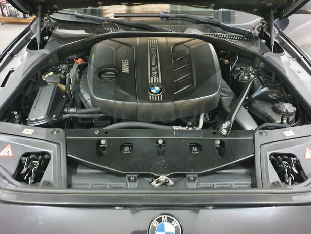 BMW 525D · Ano 2013