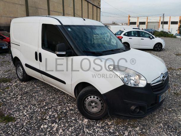 Opel Combo D Van 1.3 CDTI · Ano 2014