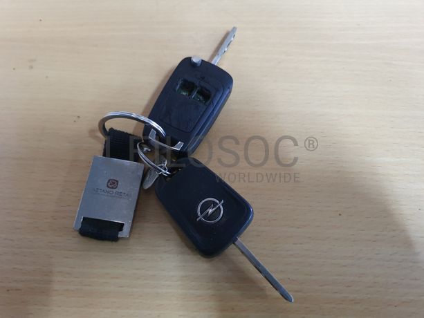 Opel Astra · Ano 2012