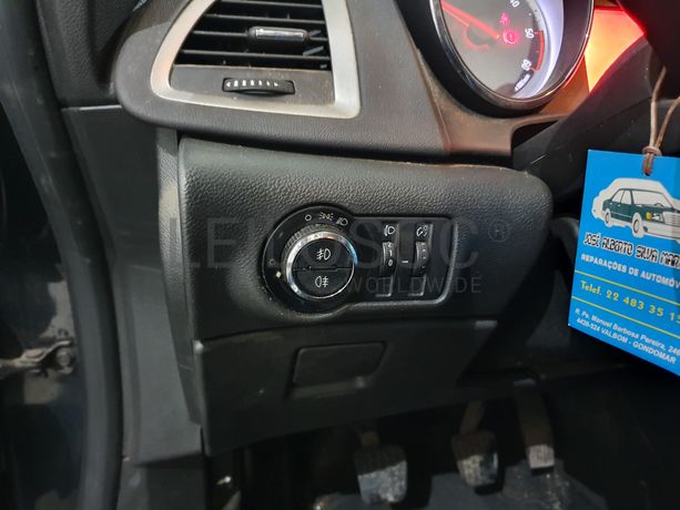 Opel Astra · Ano 2012