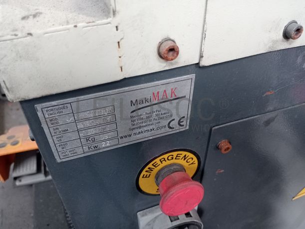 Máquina de dobrar tubo