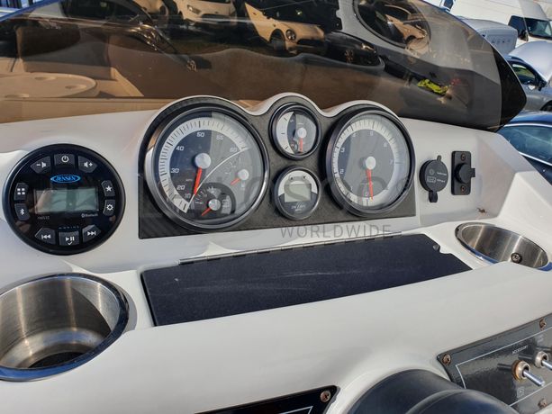 Embarcação Bayliner Element XR7 · Reboque Top Trailer