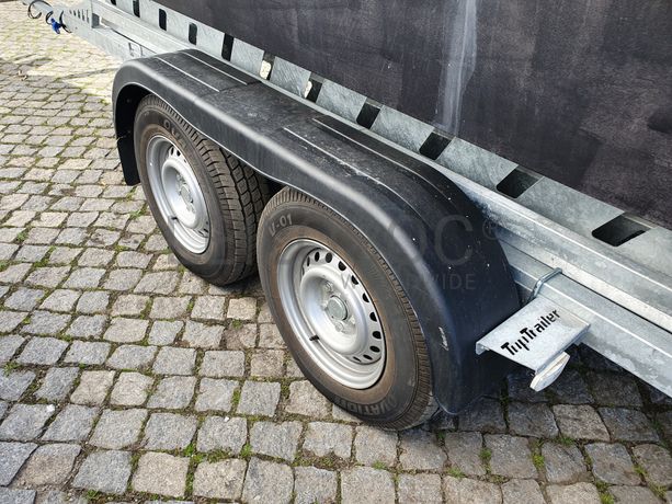 Embarcação Bayliner Element XR7 · Reboque Top Trailer