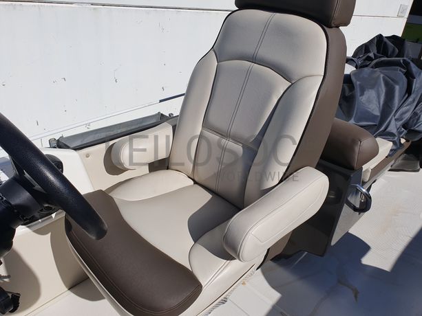 Embarcação Bayliner Element XR7 · Reboque Top Trailer