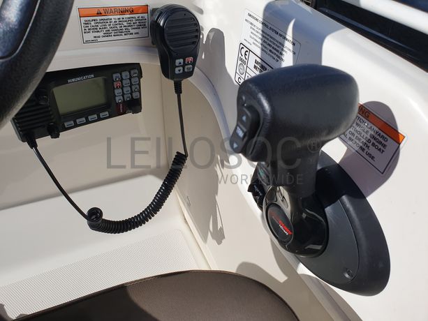 Embarcação Bayliner Element XR7 · Reboque Top Trailer