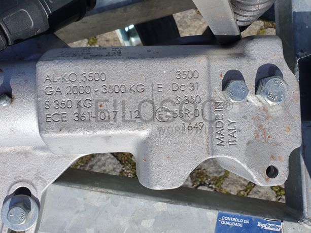 Embarcação Bayliner Element XR7 · Reboque Top Trailer