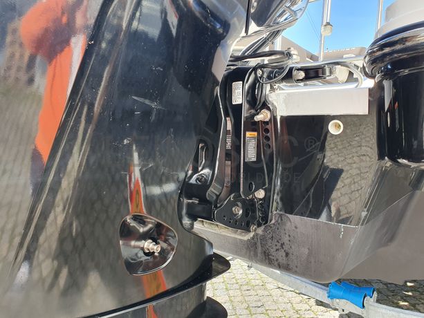 Embarcação Bayliner Element XR7 · Reboque Top Trailer