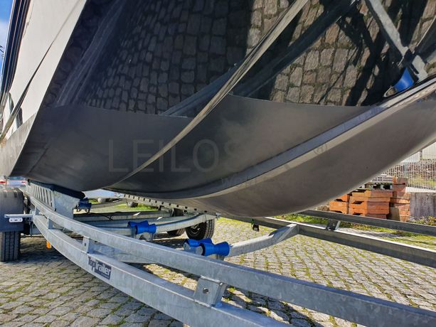 Embarcação Bayliner Element XR7 · Reboque Top Trailer