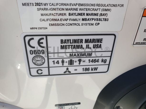 Embarcação Bayliner Element XR7 · Reboque Top Trailer