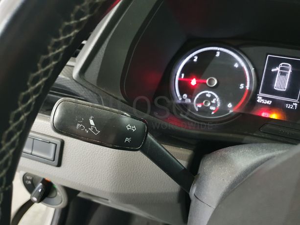 Volkswagen Transporter · Ano 2021