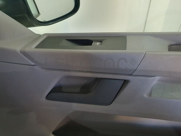 Volkswagen Transporter · Ano 2021