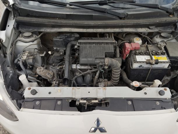 Mitsubishi Space Star Hatchback 1.2 · Ano 2016