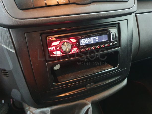 Mercedes-Benz Vito · Ano 2014