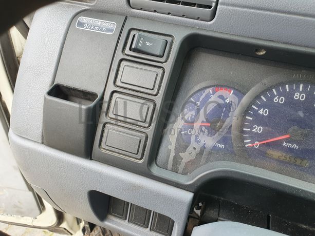 Mitsubishi Canter · Ano 2008