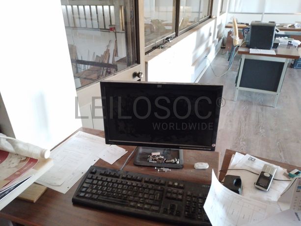 Equipamento de Escritório · Diversos