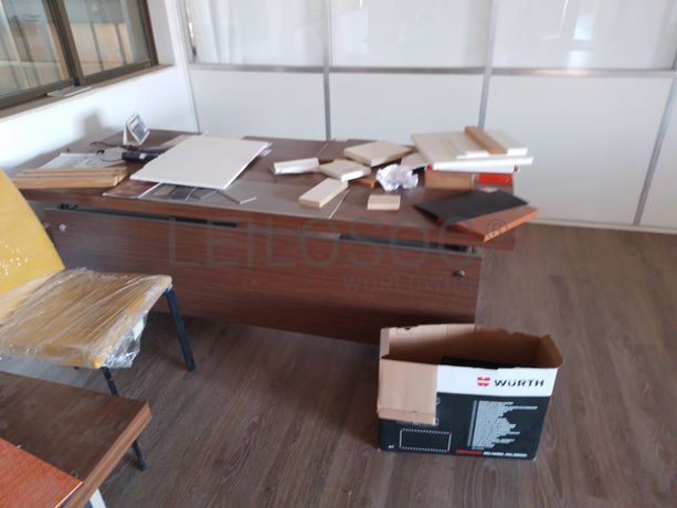 Equipamento de Escritório · Diversos