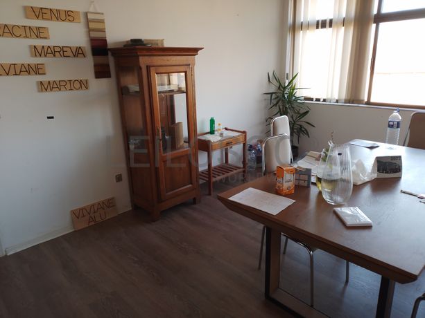 Equipamento de Escritório · Diversos