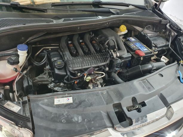 Peugeot 2008 · Ano 2014