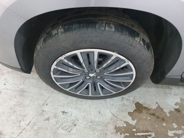 Peugeot 2008 · Ano 2014