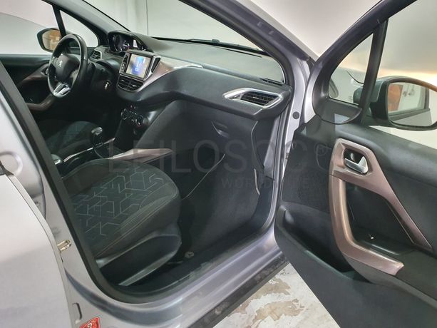 Peugeot 2008 · Ano 2014