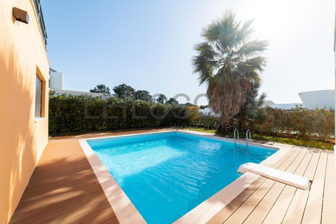 Moradia V4 · Palmela Village Resort