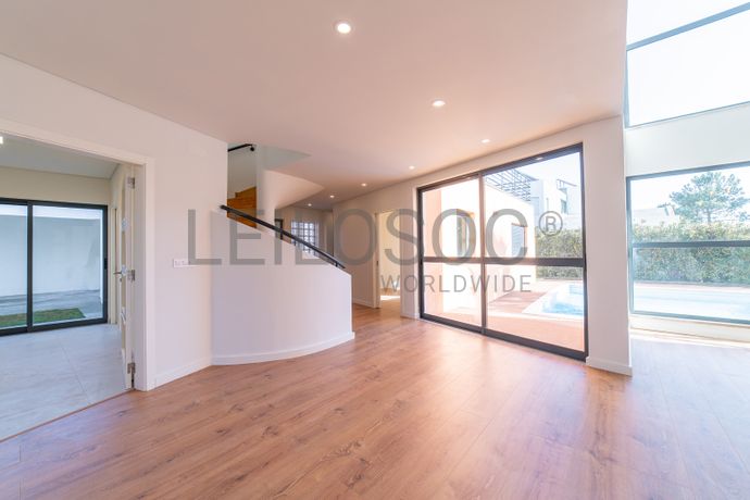 Moradia V4 · Palmela Village Resort