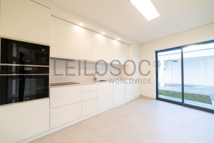 Moradia V4 · Palmela Village Resort