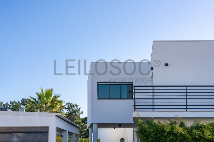 Moradia V4 · Palmela Village Resort