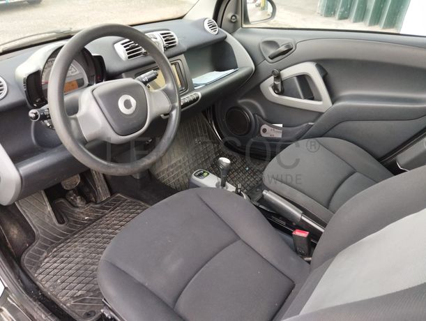 Smart Fortwo II Coupe 1.0 · Ano 2013