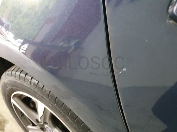 Volvo V40 D4 R Design · Ano 2014