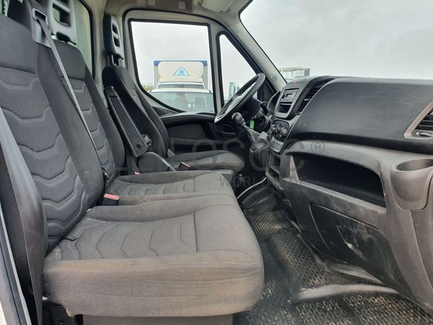 Iveco Daily 35-150 · Ano 2015