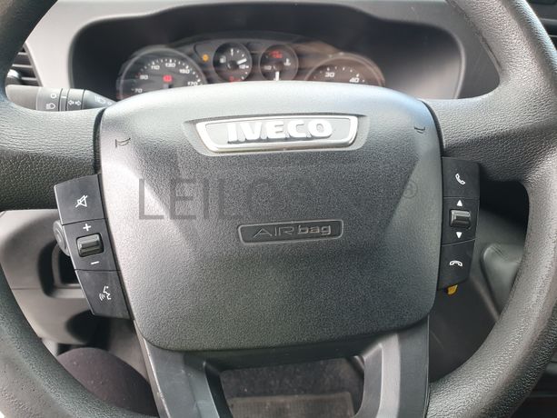 Iveco Daily 35-160 · Ano 2017