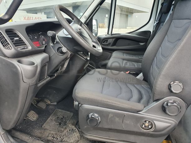 Iveco Daily 35-160 · Ano 2017