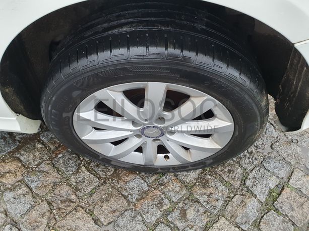 Mercedes-Benz A180 CDI · Ano 2013