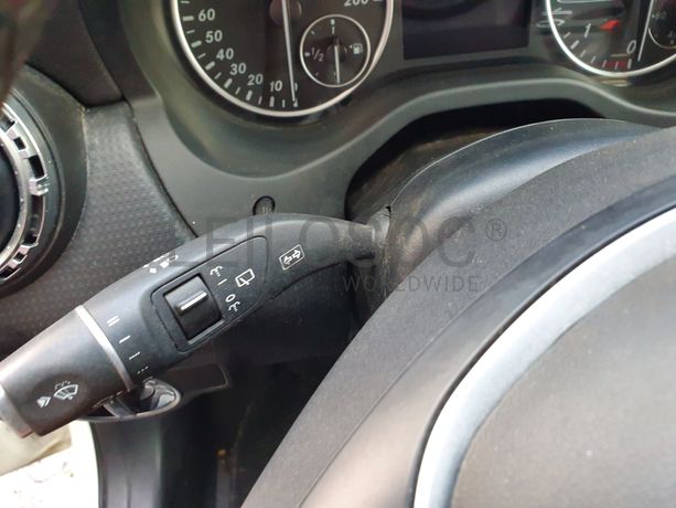 Mercedes-Benz A180 CDI · Ano 2013