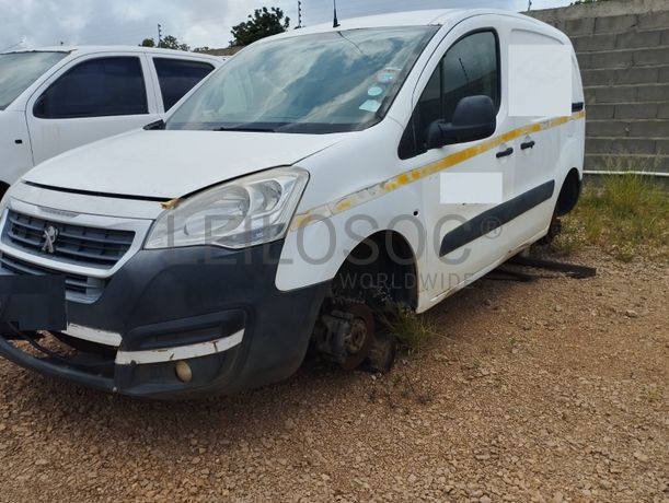 Peugeot Partner · Ano 2014