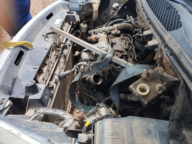 Peugeot Partner · Ano 2014