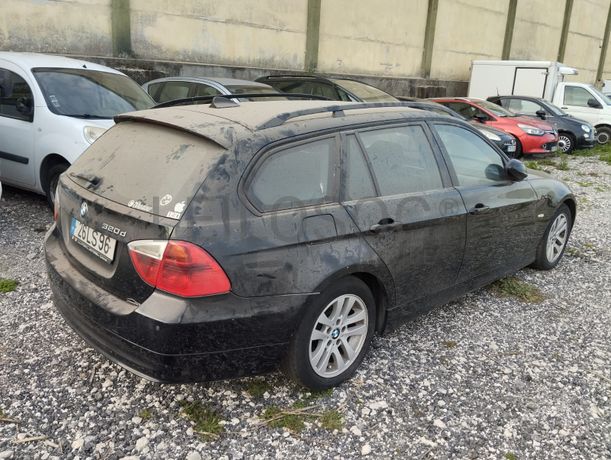 BMW 320D · Ano 2008
