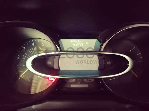 Renault Clio 1.5 DCI · Ano 2015