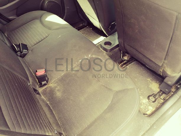 Renault Clio 1.5 DCI · Ano 2015