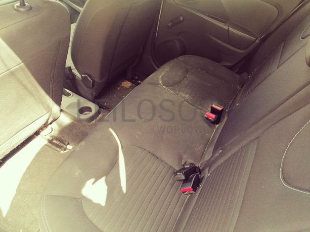 Renault Clio 1.5 DCI · Ano 2015