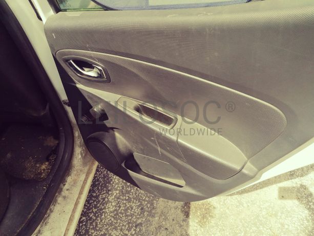 Renault Clio 1.5 DCI · Ano 2015