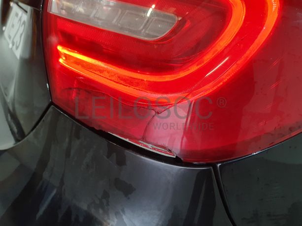 Mercedes-Benz A180 CDI · Ano 2013