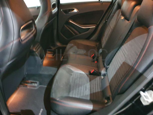 Mercedes-Benz A180 CDI · Ano 2013