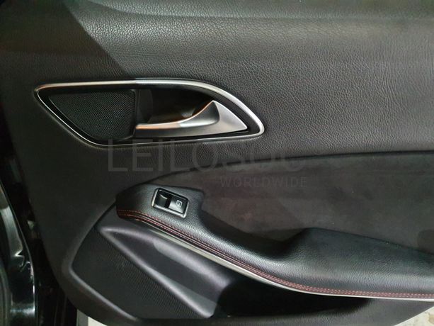 Mercedes-Benz A180 CDI · Ano 2013