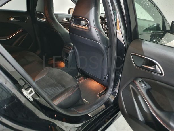 Mercedes-Benz A180 CDI · Ano 2013